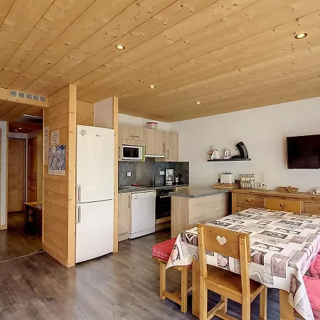 Renove 2 Chambres, Balcon Sud, A 50m Des Pistes Et Commerces - La Toussuire - Fr-1-416-145 Apartment *